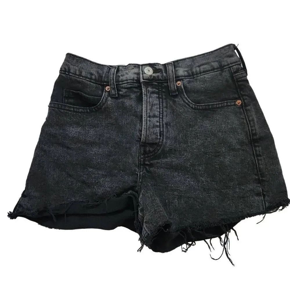 Old Navy Ladies Size 2 Black Denim Higher High-Rise Sky High A-Line Button Short